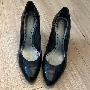 BCBG Girls patent leather pumps